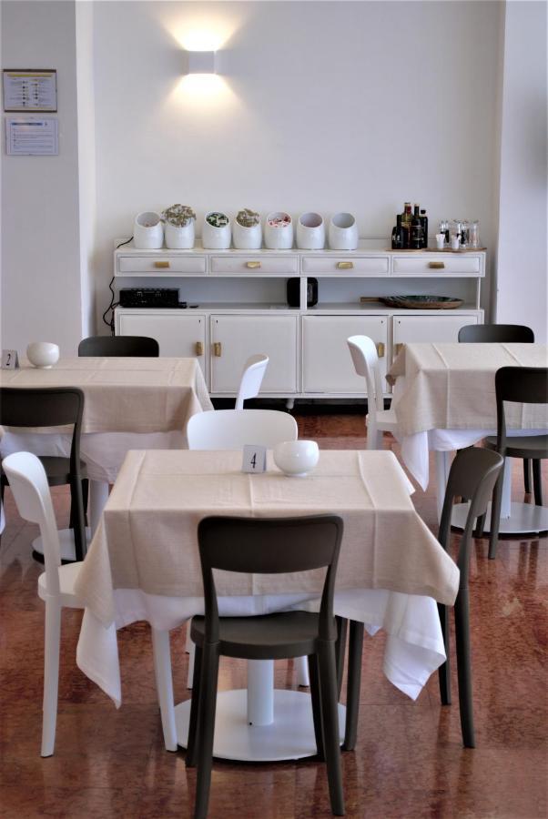 Park Hotel Mar Grande Taranto Eksteriør billede