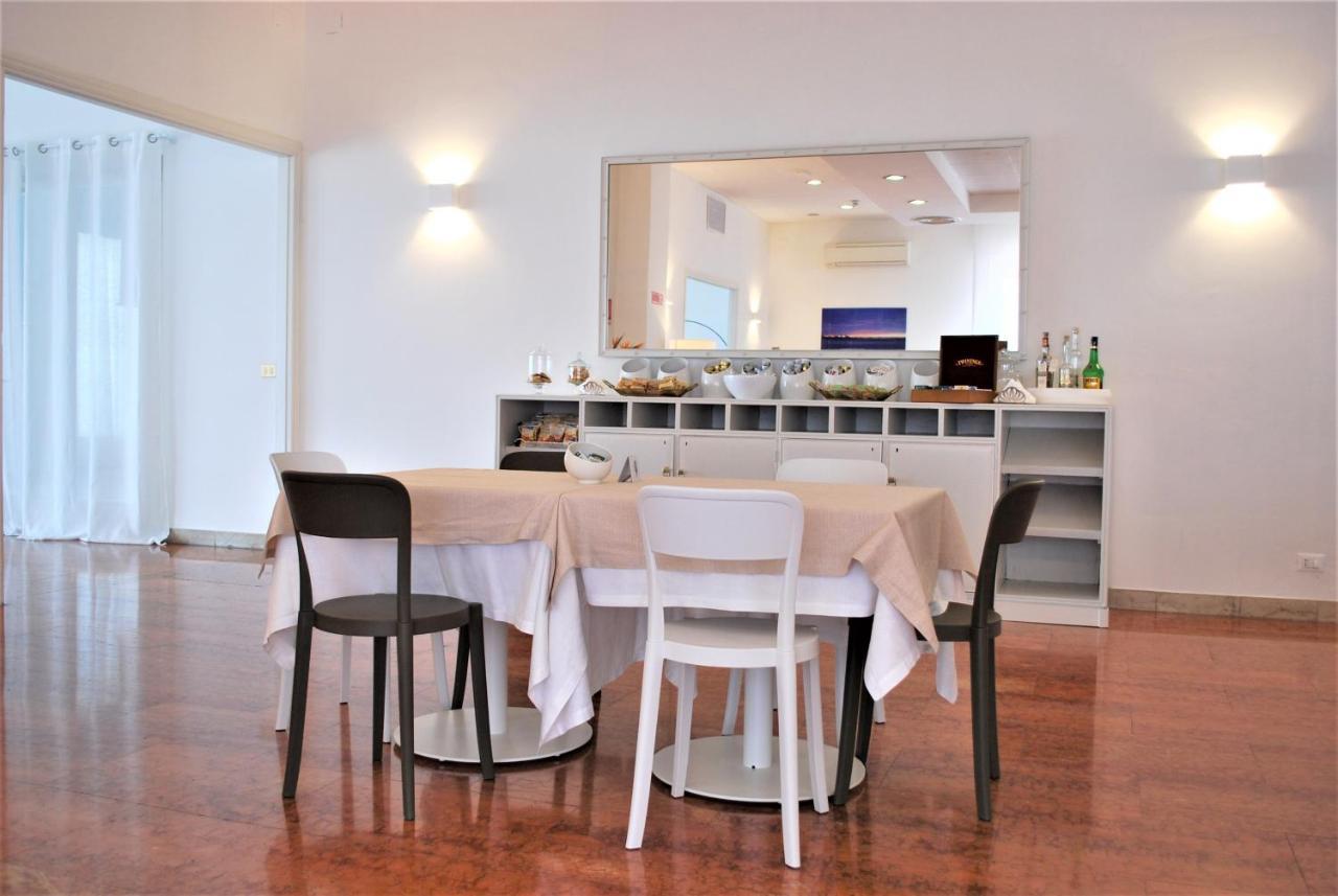 Park Hotel Mar Grande Taranto Eksteriør billede