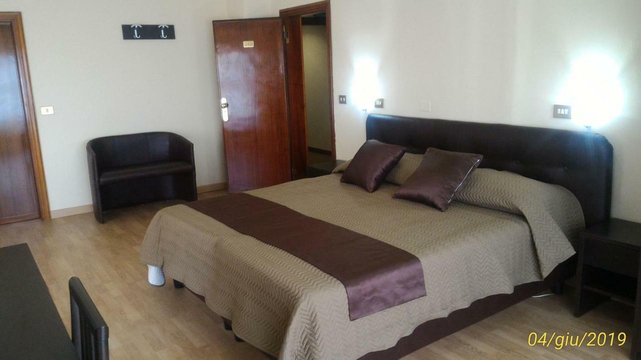 Park Hotel Mar Grande Taranto Eksteriør billede